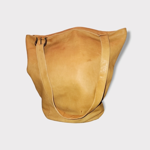 Leather Bucket Shoulder Bag - Picture 3 of 4